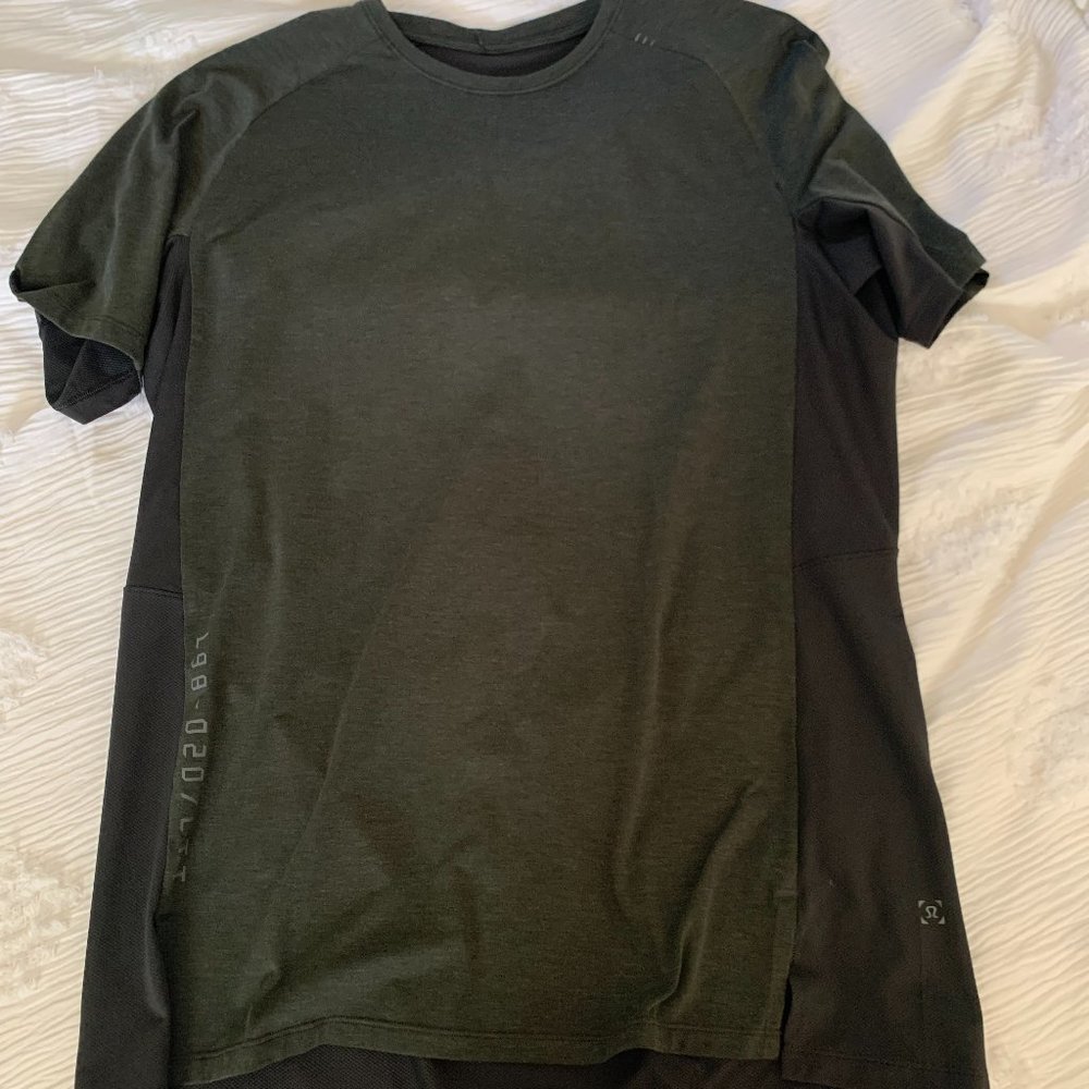 Lululemon Always Agile Shirt Large